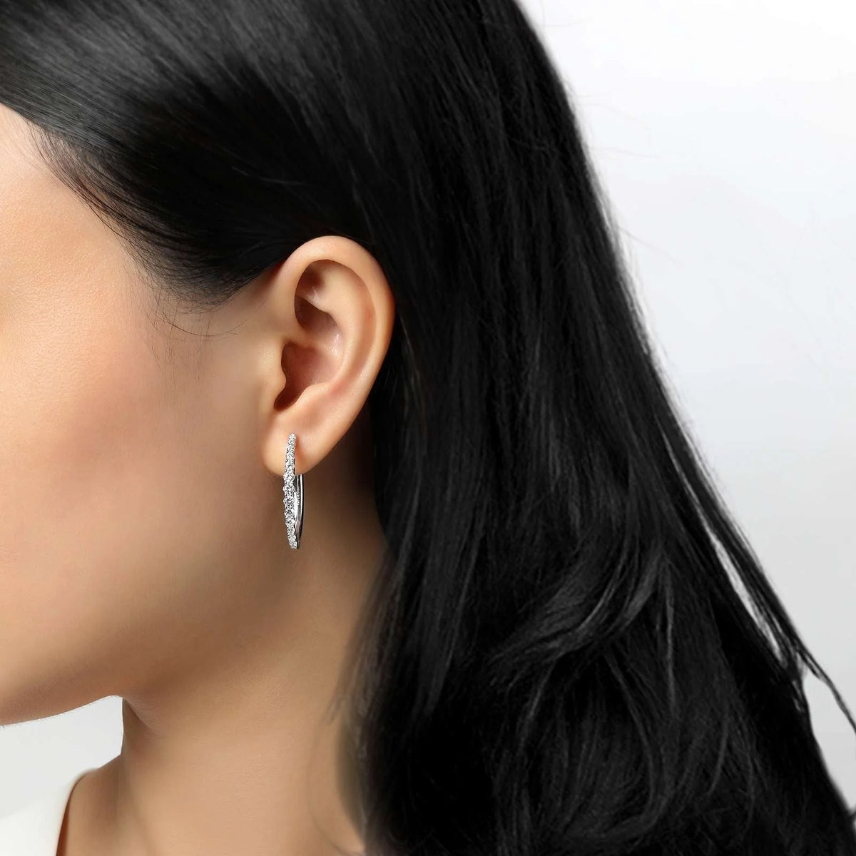 28.5 mm x 23 mm Oval Hoop Earrings by Lafonn