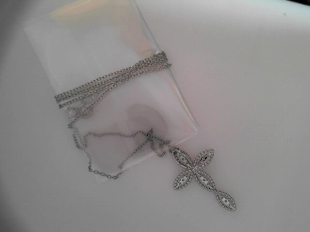 SILVER NECKLACE