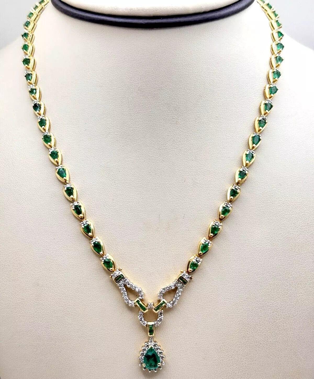 Vintage Estate 14k Gold Fine Precious Emerald And Diamond Toggle Necklace 1.00ct