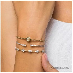 14K White Gold Bujukan Diamonds Split Bangle