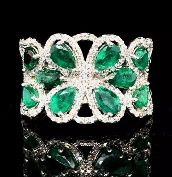 14k White Gold Emerald Ring 4.6 Grams Size 8.5- ESTATE