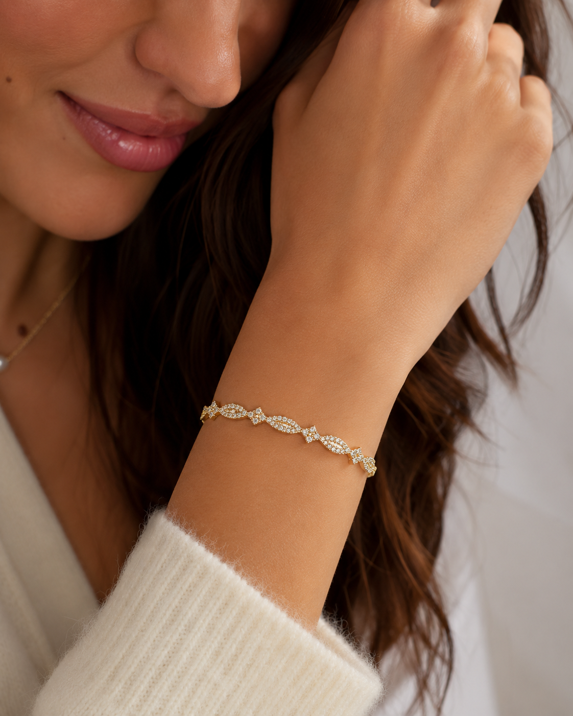 14K Yellow Gold Twisted Diamond Bangle