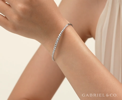 14K White Gold Diamond Bangle