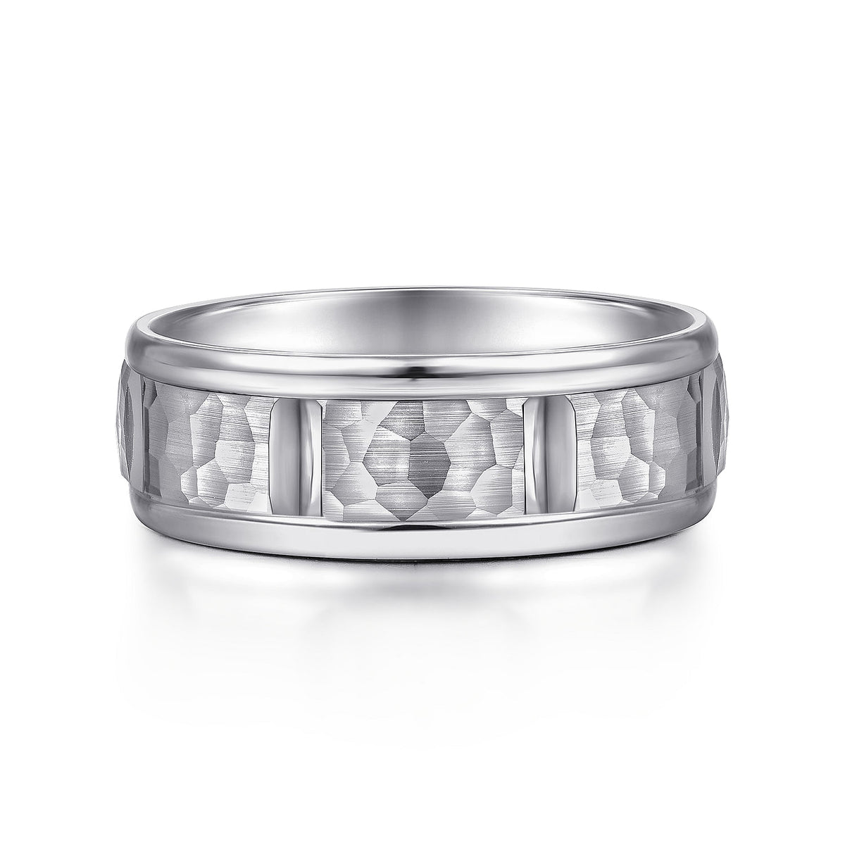 14K White Gold 7mm - Hammered Station Men&#39;s Wedding Band