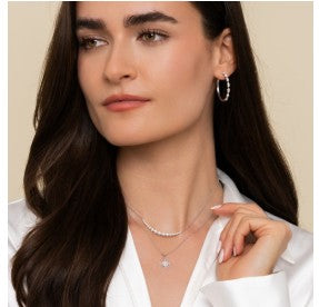 14K White Gold Diamond Curved Bar Necklace