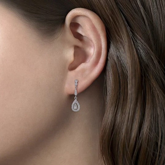 Vintage look- BRAND NEW 14K White Gold Diamond DROP Earrings