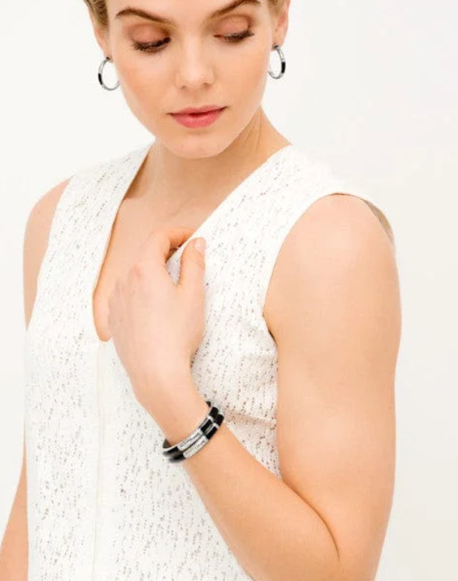 Wiltern Hinged Bangle