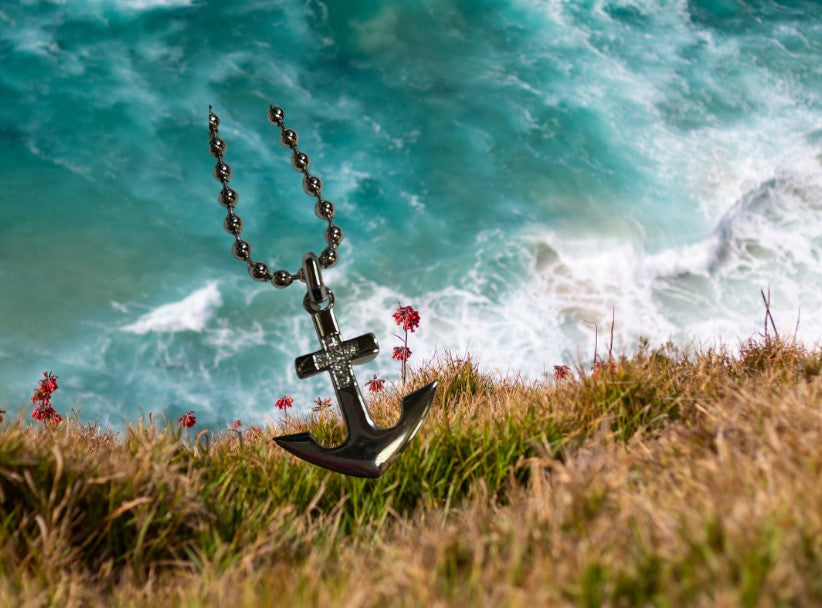 Sterling Silver Anchor Pendant with Diamonds