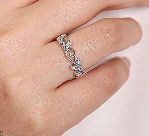 14K White Gold Scrolling Floral Diamond Ring